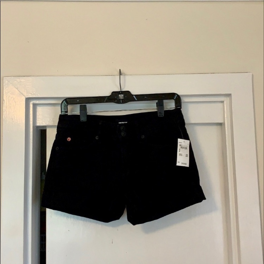 BNWT black Hudson shorts